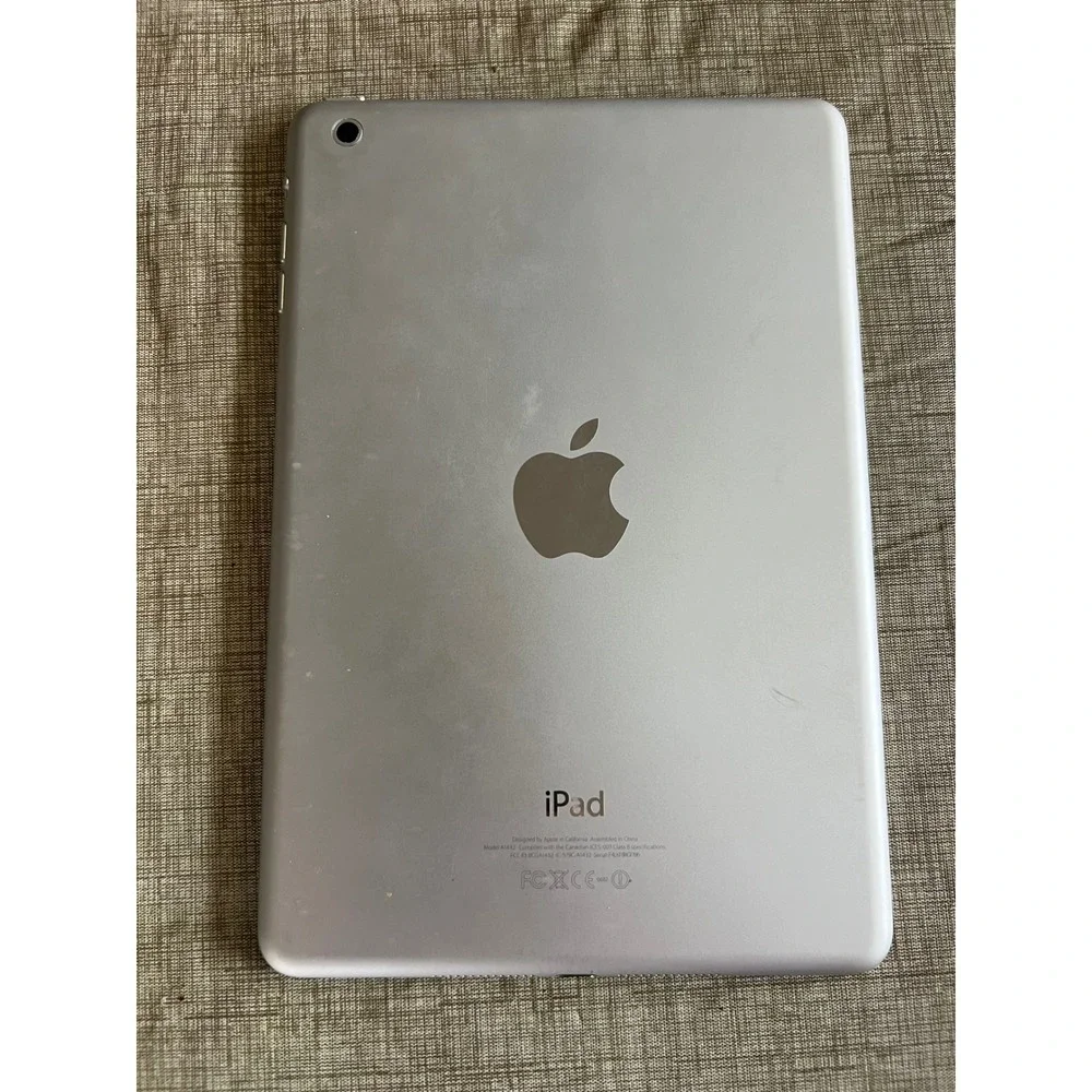 Apple iPad Mini 1st Gen A1432 Silver White WiFi 7.9 inch Tablet